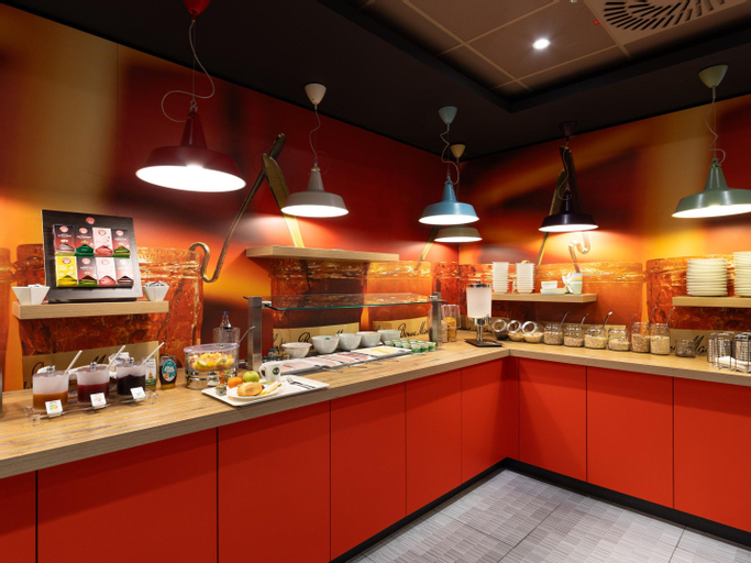 Food & Drinks 25