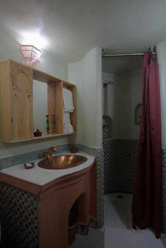 Bathroom 4, Riad Dar Ziryab, Fès