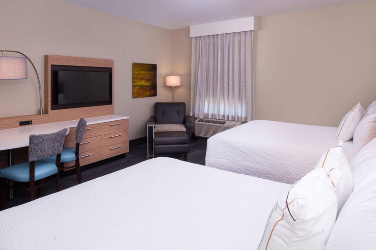 Bedroom 2, TownePlace Suites Saskatoon, Division No. 11