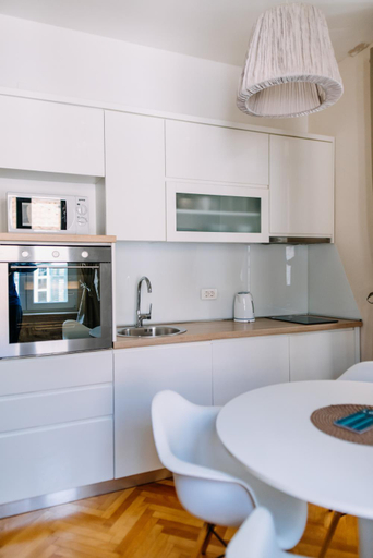 Kitchen 5, AMOROZO APARTMENTS by DuHomes, Dubrovnik