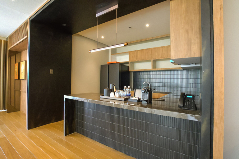 Dining Room 26