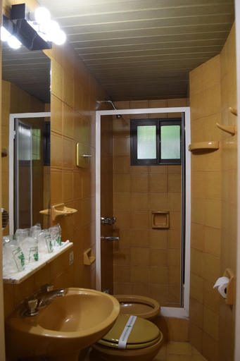 Bedroom 3, Hotel Nordico, Bariloche