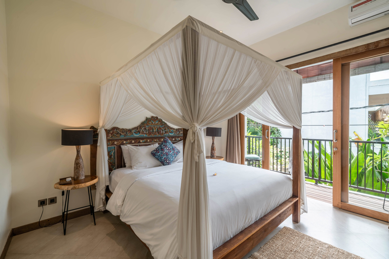 Bedroom 5, Puri Aman - Unique & Lush 3BR Pool Villa - Next to Gigi Susu & Walk to Beach, Badung