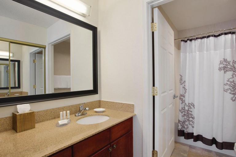 Bathroom, Residence Inn Joplin, Newton