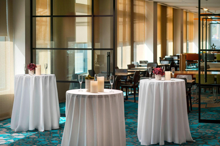 Food & Drinks 5, Residence Inn Boston Watertown, Middlesex