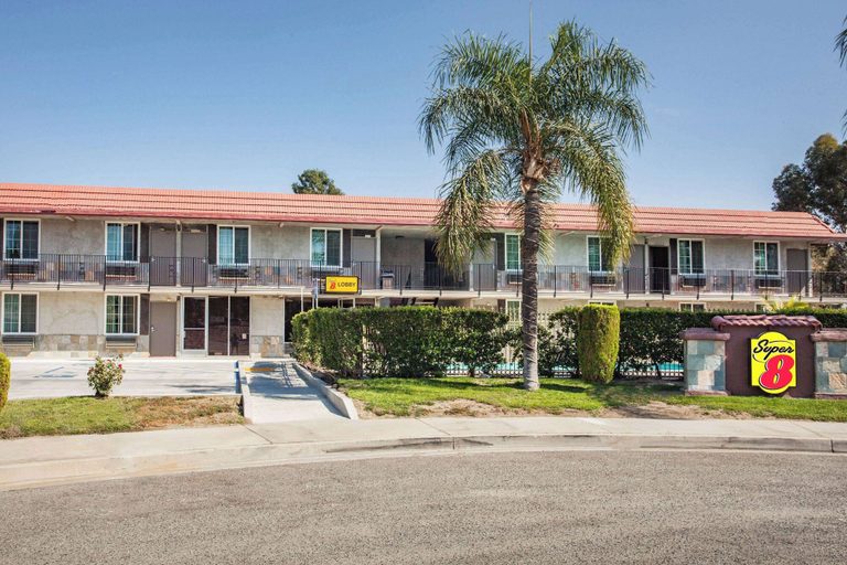 Exterior & Views 5, Super 8 by Wyndham Redlands/San Bernardino, San Bernardino
