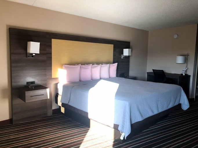 Bedroom 3, Legacy Inn Sumner, Sumner