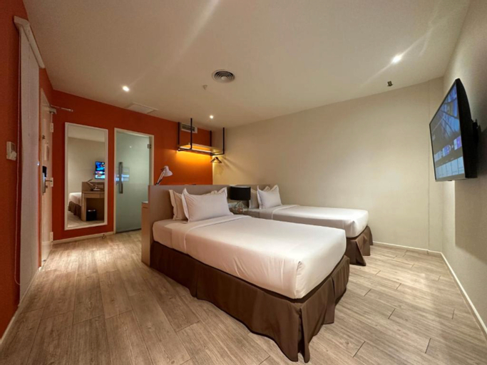 Bedroom 16