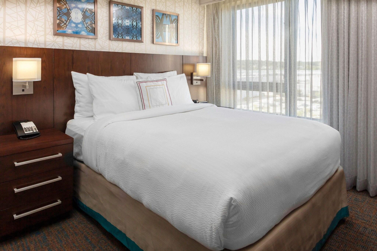 Bedroom 4, Residence Inn Boston Burlington, Middlesex