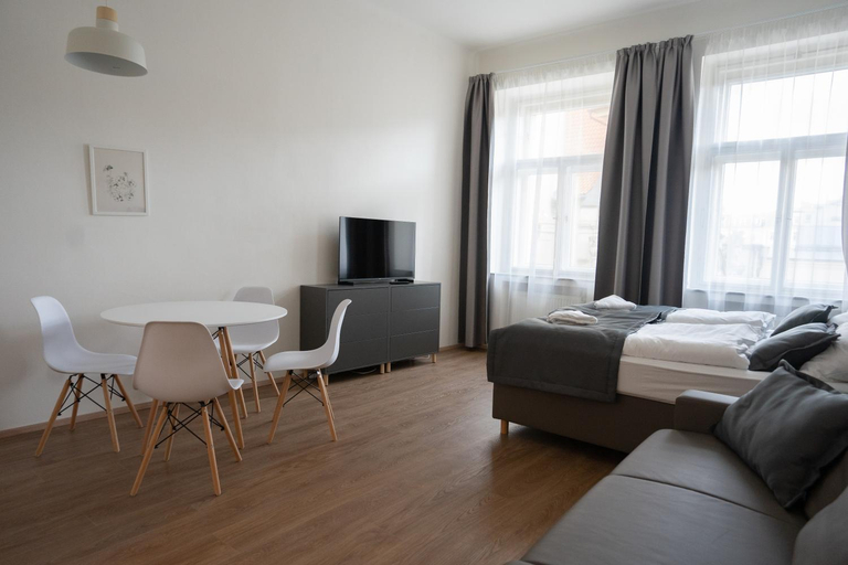 Bedroom 2, St. Havel Residence, Praha 1