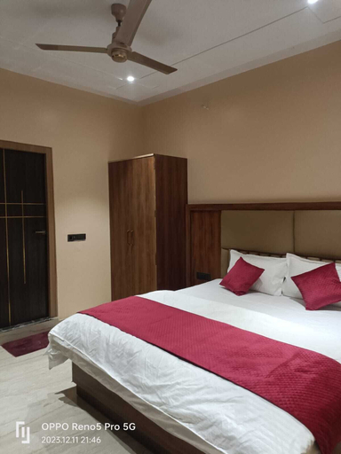 Bedroom 5, MR JAISWAL DHARMSHALA, Sultanpur