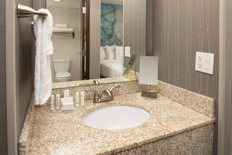 Bathroom 4, Courtyard Portland Airport-OR, Multnomah