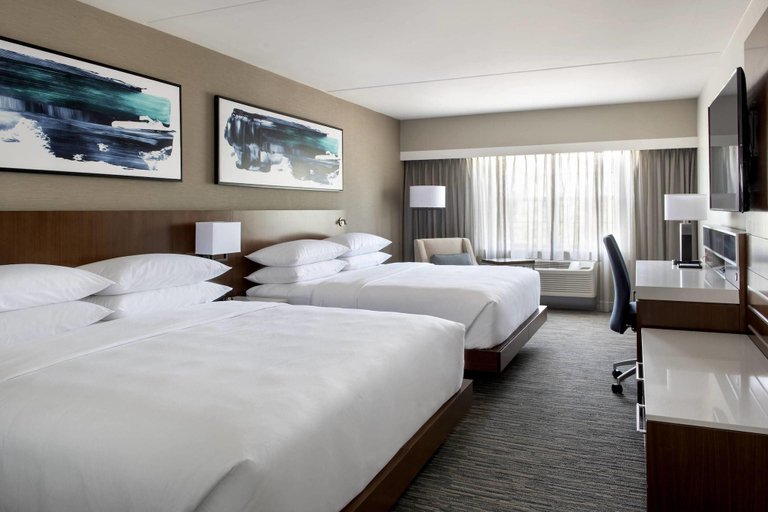 Bedroom 2, Delta Hotels Basking Ridge, Somerset