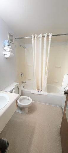 Bathroom, Keystone Hotel, Valdez-Cordova