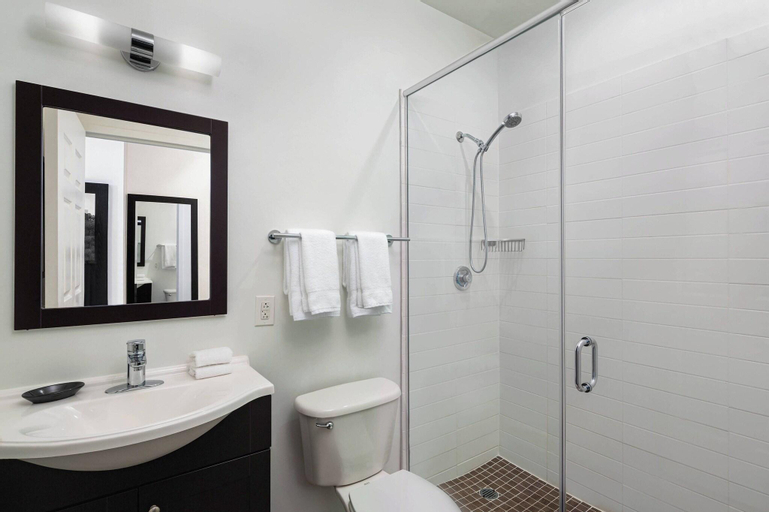 Bedroom 5, Residence Inn Philadelphia Center City, Philadelphia