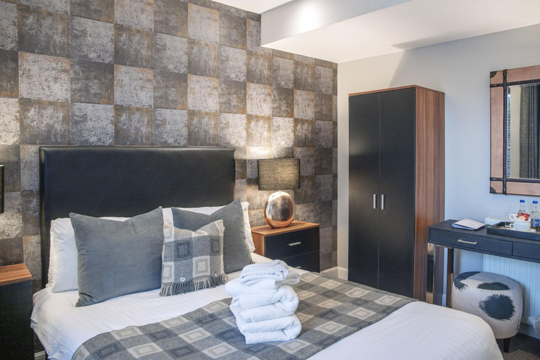 Bedroom 3, Allan Park Hotel, Stirling