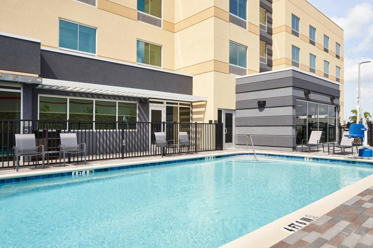 Sport & Beauty 5, Fairfield Inn & Suites by Marriott Tampa Riverview, Hillsborough