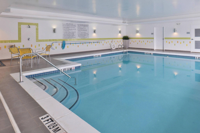 Sport & Beauty 3, Fairfield Inn & Suites Calhoun, Gordon