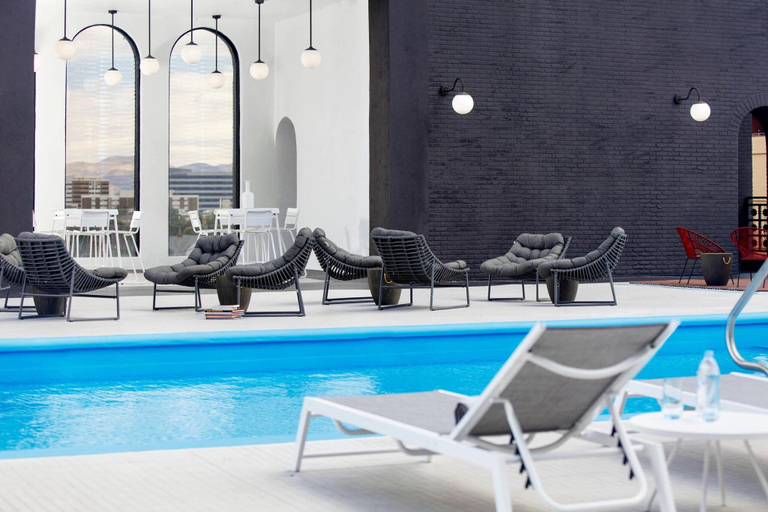 Sport & Beauty 2, Renaissance Reno Downtown Hotel & Spa, Washoe