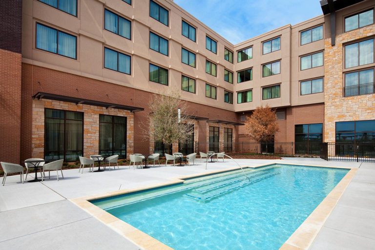 Sport & Beauty, Sheraton McKinney Hotel, Collin