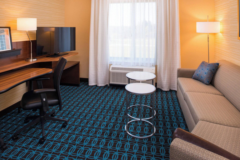 Bedroom 4, Fairfield Inn & Suites Akron Stow, Summit
