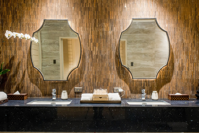 Bathroom 3