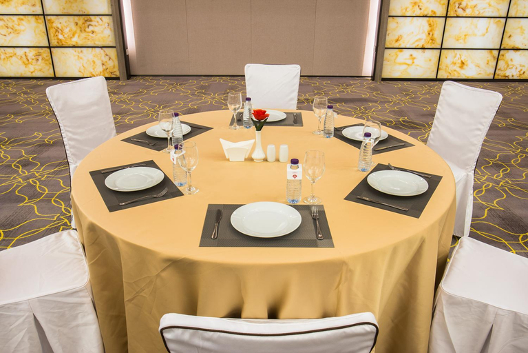 Food & Drinks 5, Aber Al Munsiyah, Riyadh