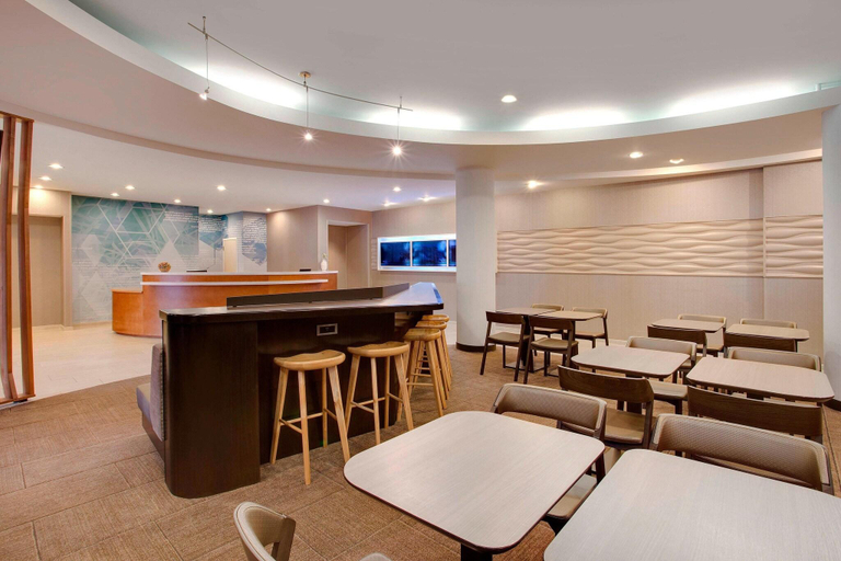 Food & Drinks 5, SpringHill Suites Hartford Airport/Windsor Locks, Hartford