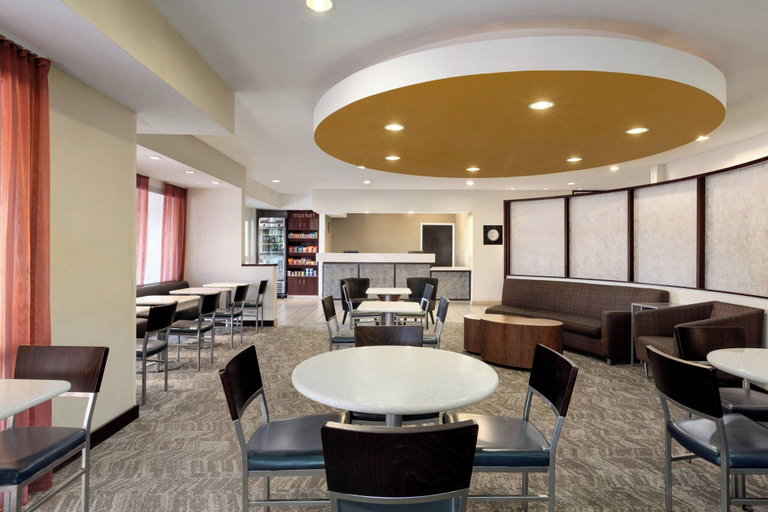 Food & Drinks 5, SpringHill Suites Phoenix North, Maricopa