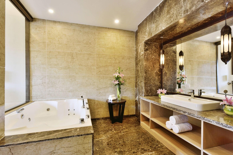 Bathroom 4, Four Points By Sheraton Srinagar, Srinagar
