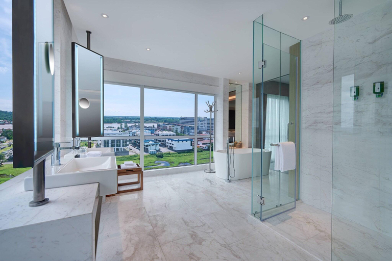 Bathroom 4, Fairfield by Marriott Bintulu Paragon, Bintulu
