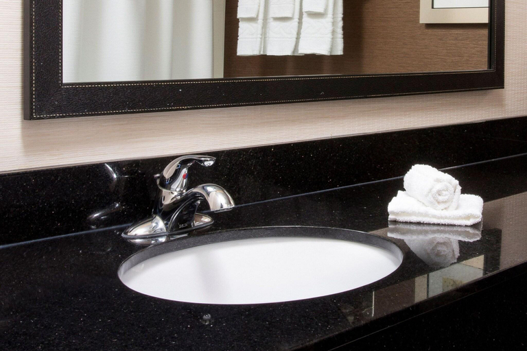 Bathroom 4, Fairfield Inn Suites South Bend Mishawaka, Saint Joseph