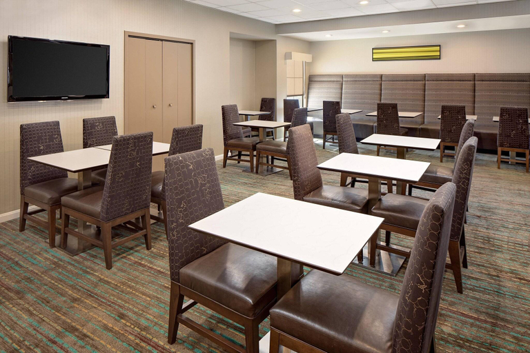 Food & Drinks 5, Residence Inn Harrisburg Hershey, Dauphin