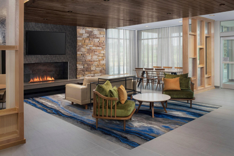Public Area 2, Fairfield Inn & Suites by Marriott Knoxville Lenoi, Loudon
