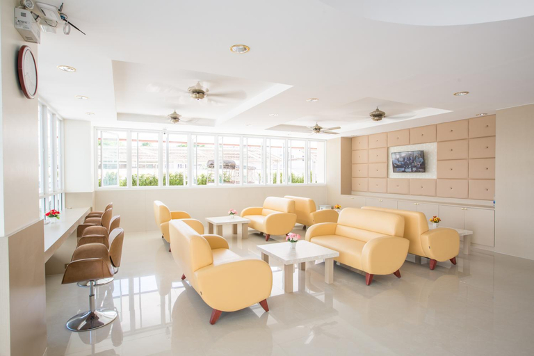 Food & Drinks 4, P.A. Thani Hotel, Muang Nakhon Sawan