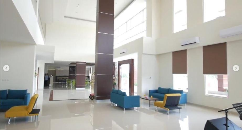 Public Area 5, 3269 Hotel Grand Sayang Park Makassar, Makassar