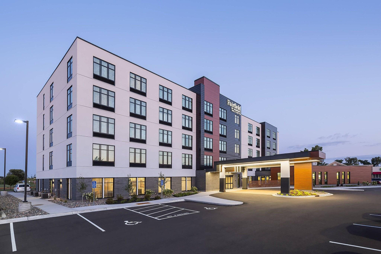Exterior & Views 2, Fairfield Inn & Suites by Marriott Minneapolis North/Blaine, Anoka