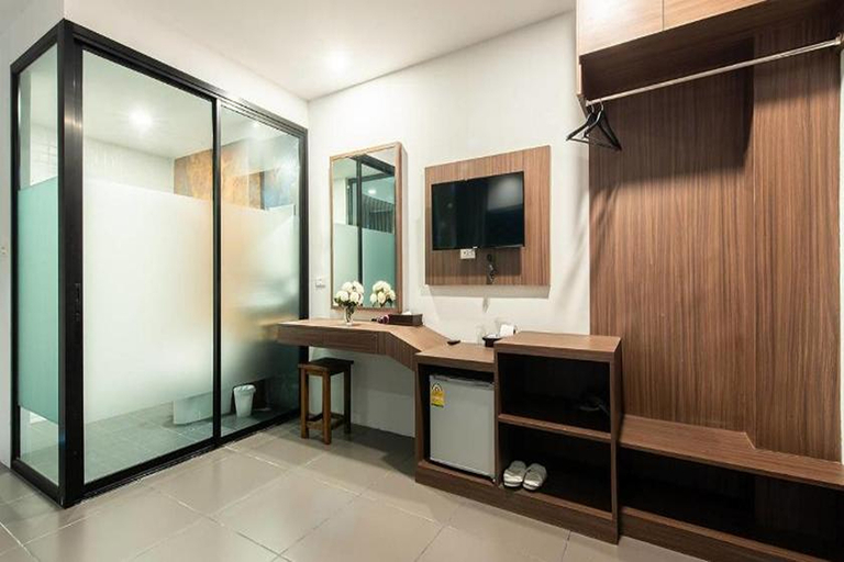 Bathroom, Yamin Seaview Hotel, Pulau Phuket