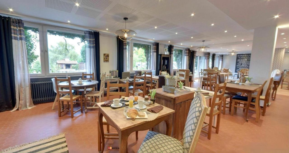 Food & Drinks 5, Maison Carree, Meurthe-et-Moselle
