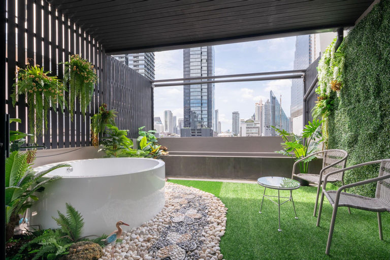 G Boutique Silom Hotel - Tap to explore photos