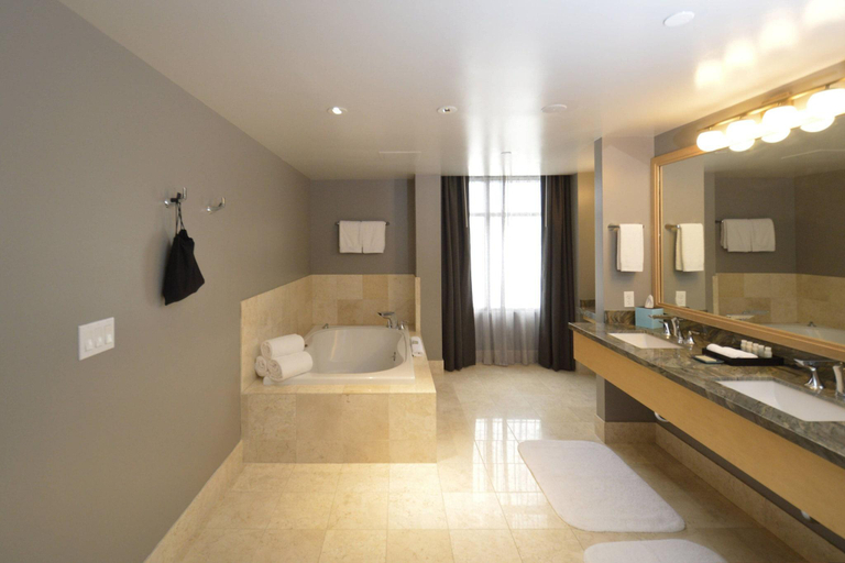 Bathroom 5, Renaissance Reno Downtown Hotel & Spa, Washoe