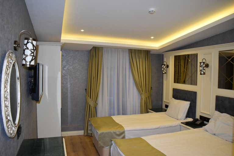Bedroom 4, Grand Pamir Hotel, Fatih