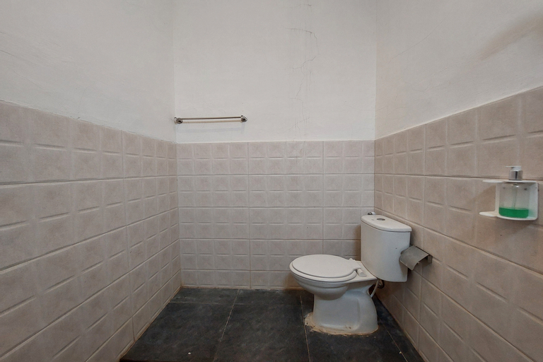 Bathroom 7