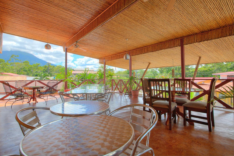 Food & Drinks 4, La Fortuna Lodge by Treebu Hotels, San Carlos