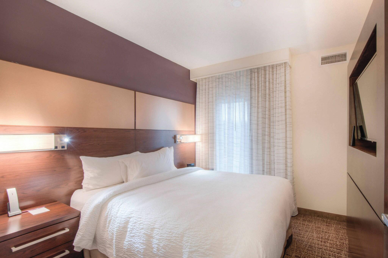Bedroom 4, Residence Inn Charlotte Airport, Mecklenburg