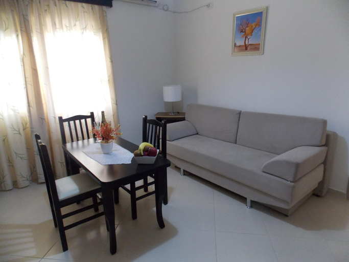 Bedroom 2, Relax Apts Saranda, Sarandës
