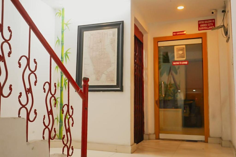 Public Area 2, Fabhotel Globe Express, South 24 Parganas