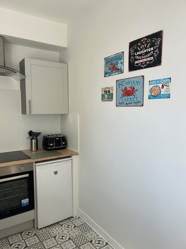 Others 4, Newly Renovated 2-bed Apartment in Peterhead, Aberdeenshire