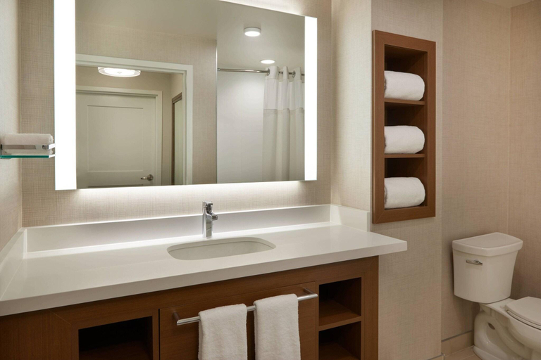 Bathroom 4, Residence Inn by Marriott Toronto Mississauga Southwest, Peel