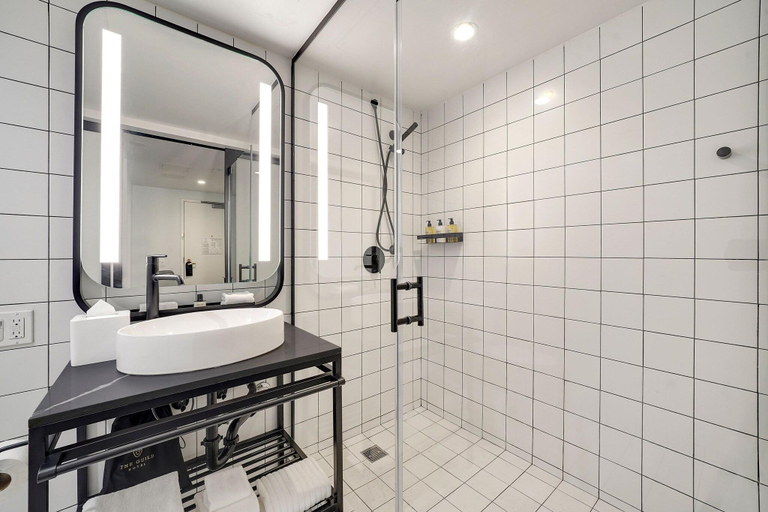 Bathroom 4, 500 West, San Diego